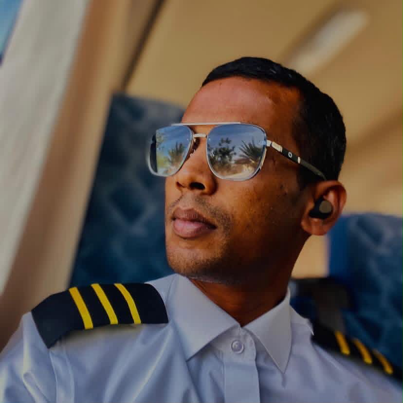 The Captain - Boat Driver